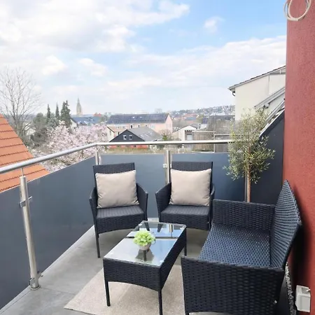 Monteurwohnung & Business Apartment Mit Balkon,Parkplatz Und Klimaanlage In Reutlingen Og רויטלינגן
